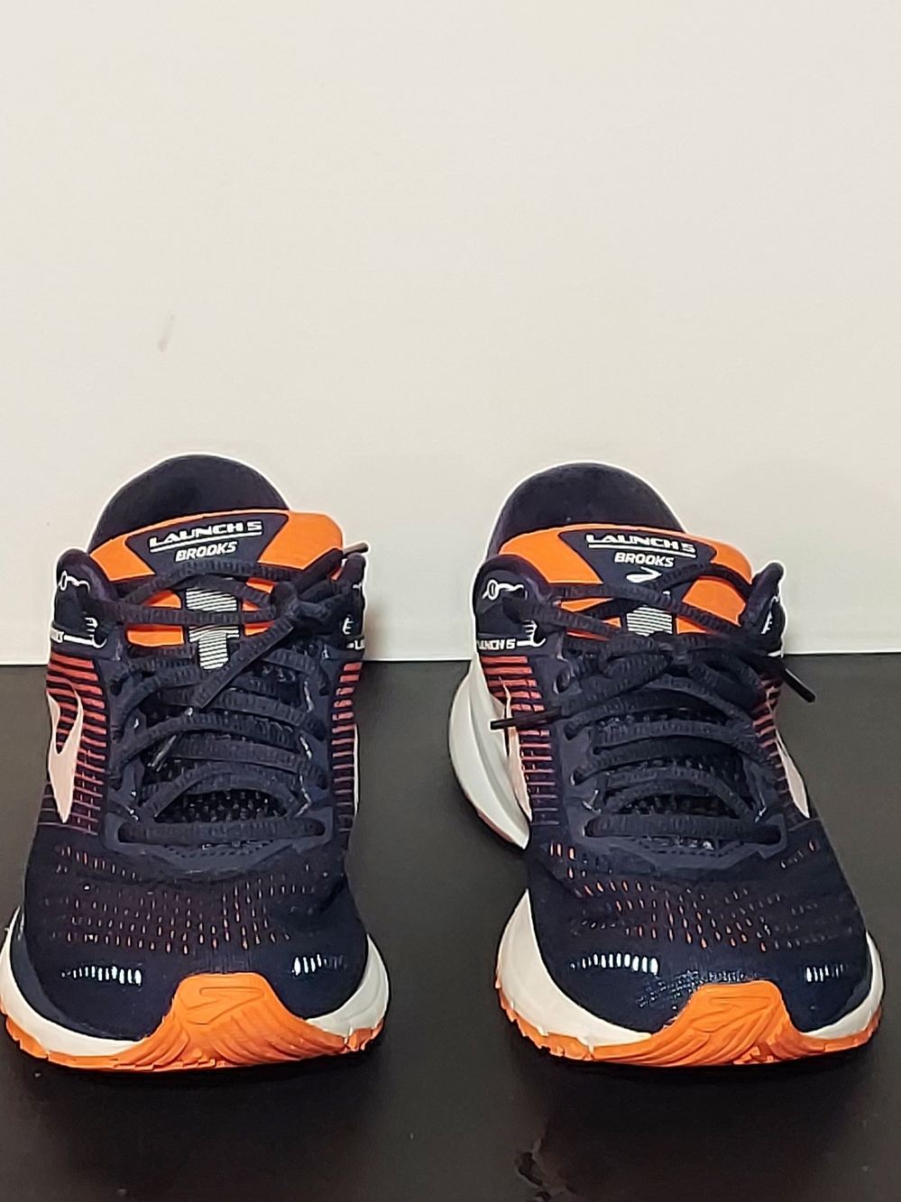 Brooks Launch GTS Running Shoes - Navy & Orange Size 9